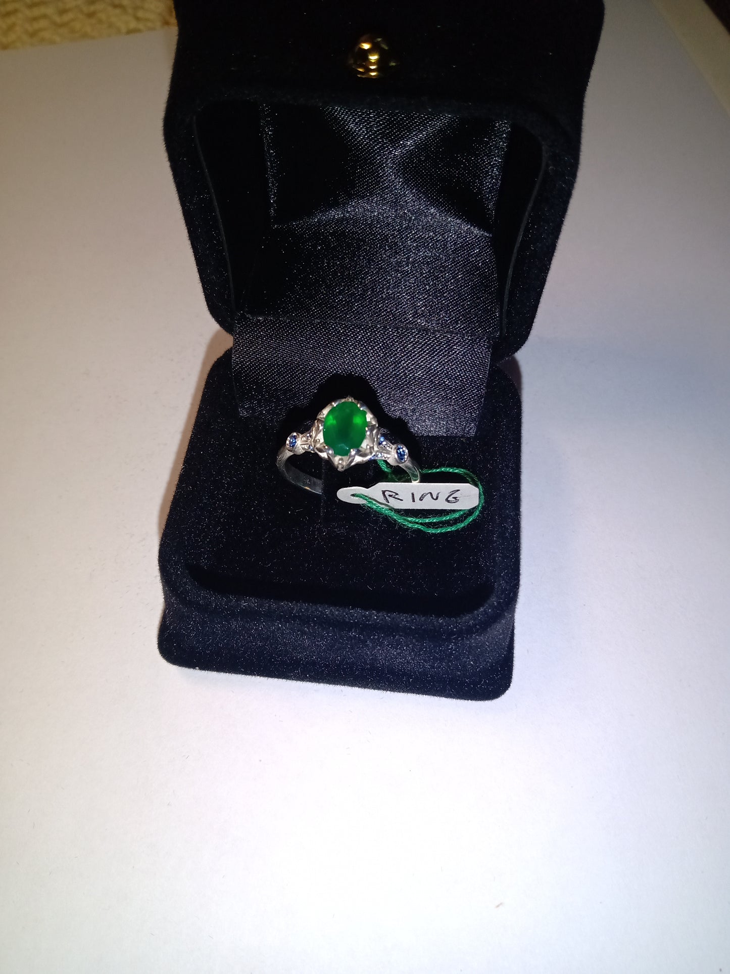 anello argento 925  design onice verde e zaffiri