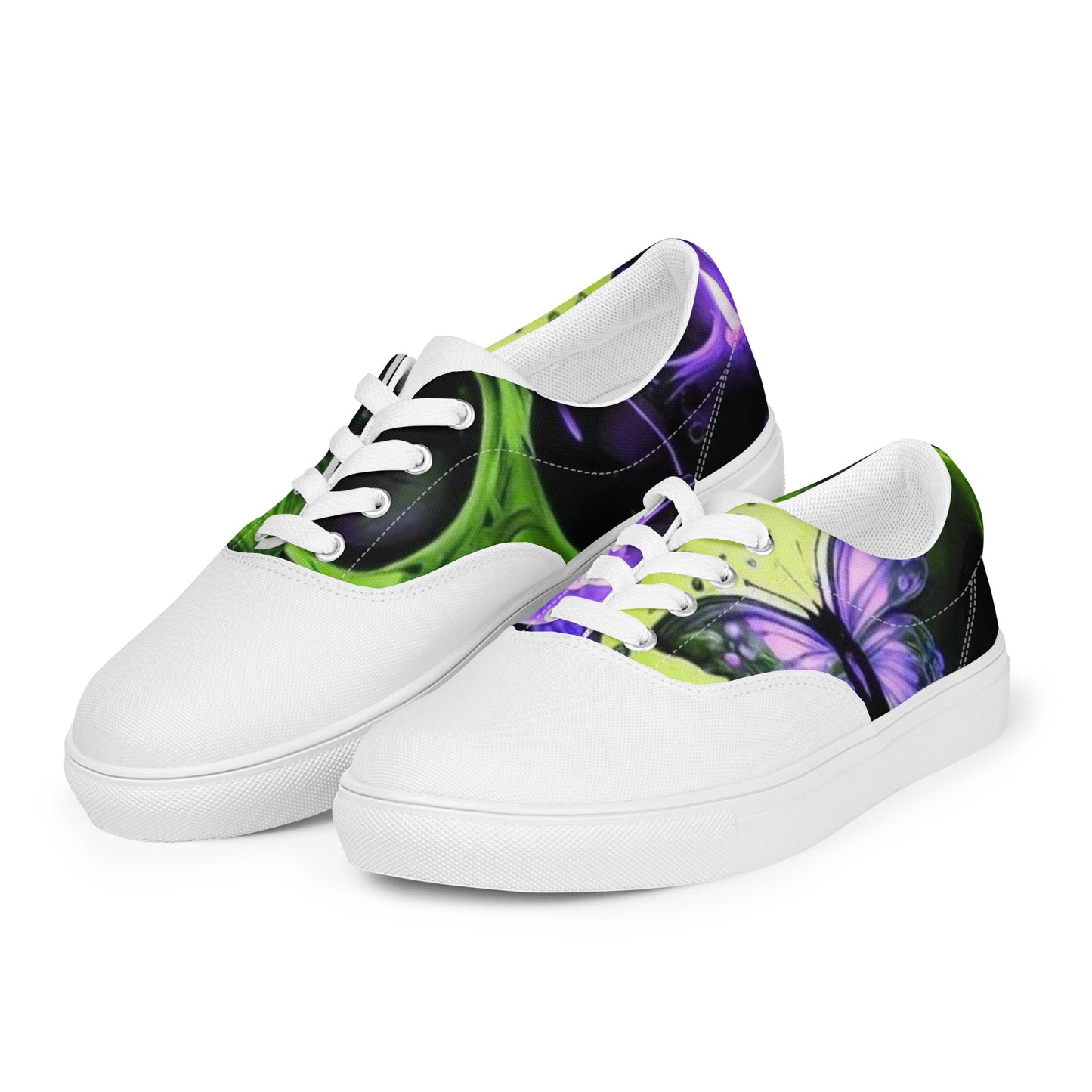 Women’s lace-up canvas shoes