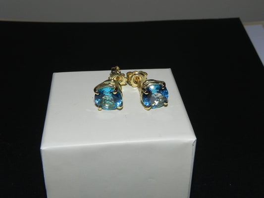 18kt yellow gold earrings with round blue topazes 9mm gift woman girl made in italy engagement