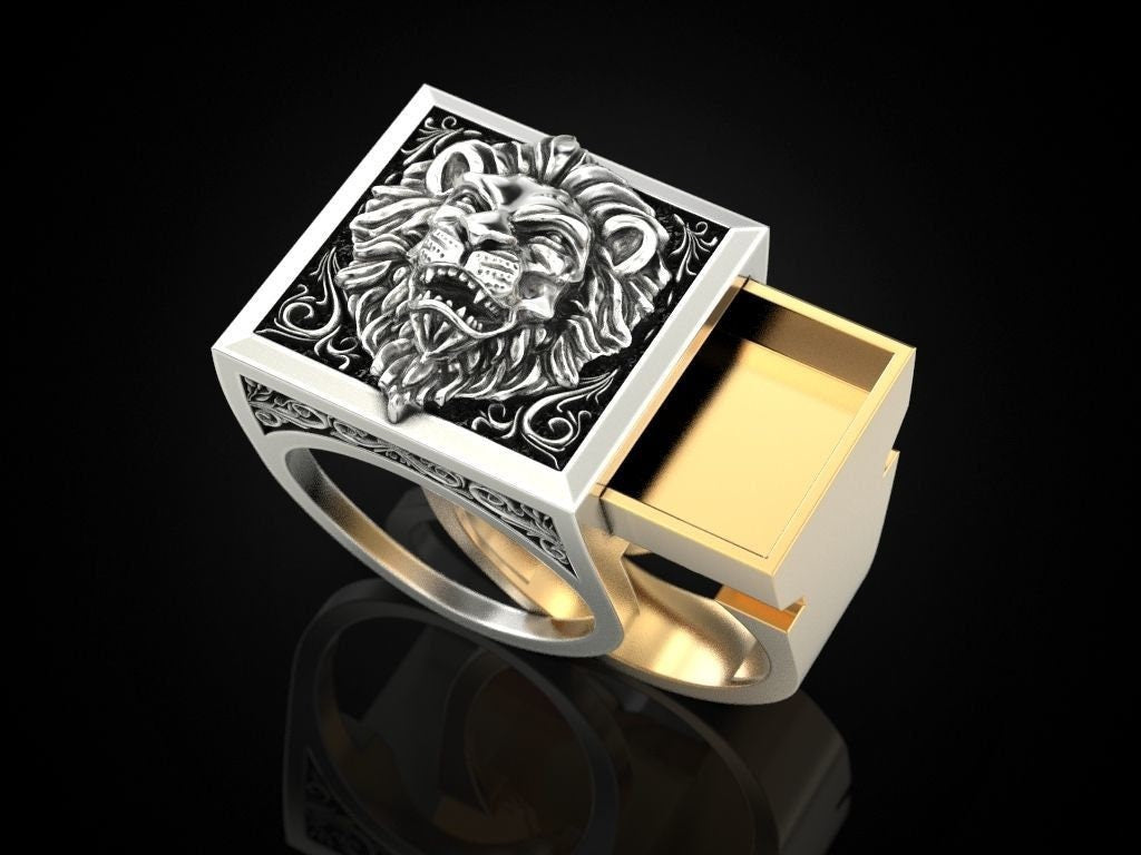 lion ring secret compartment drawer 18kt gold silver coat of arms gift man unisex made in italy animalier