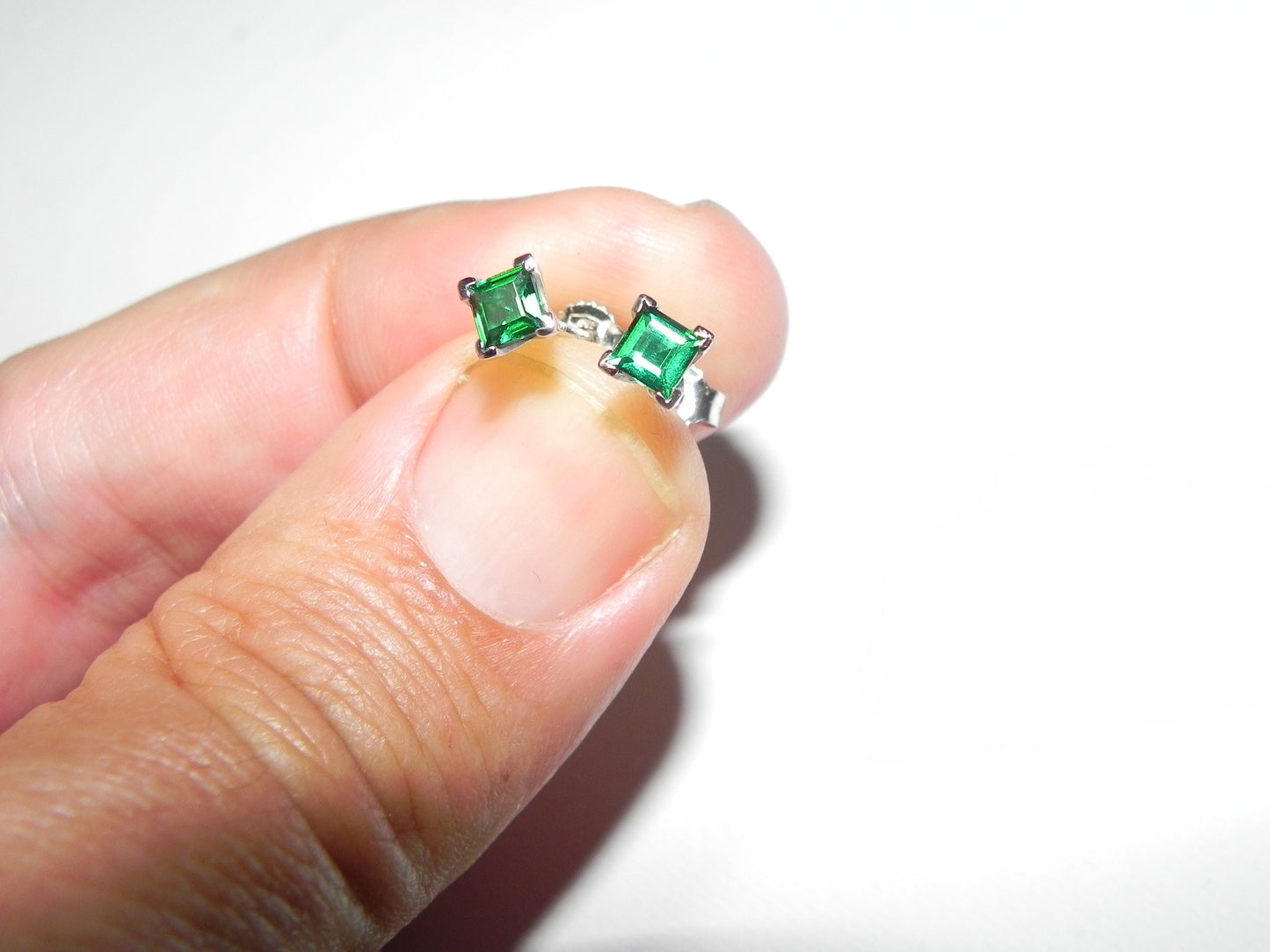 18kt white gold earrings lab created emeralds princess cut top color wedding engagement gift bright precious made in Italy