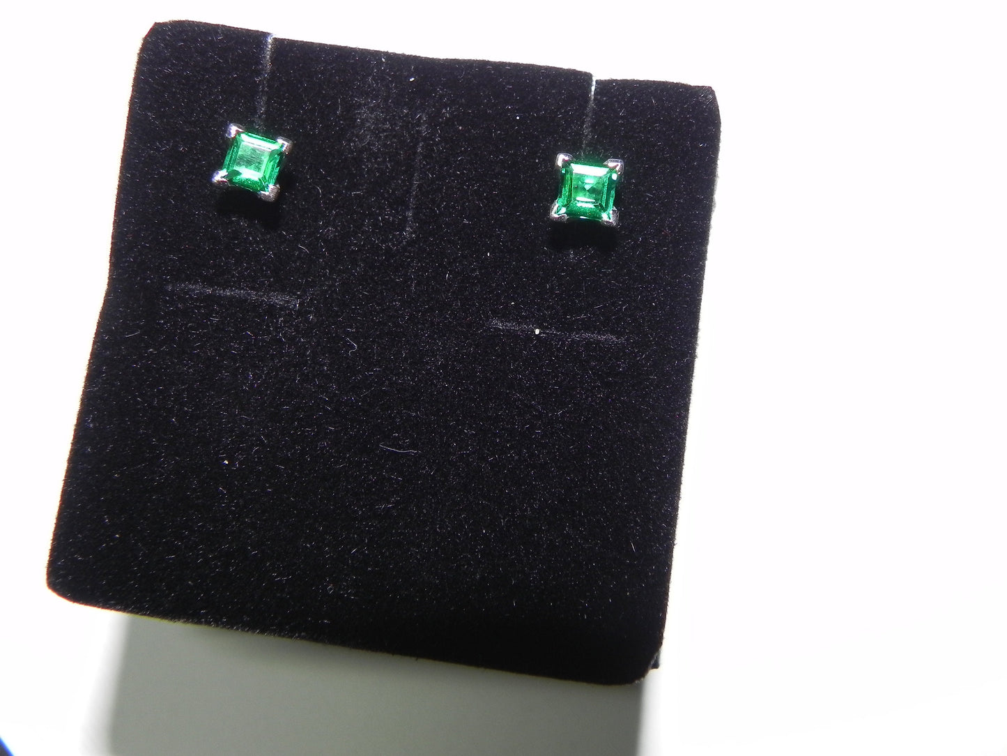 18kt white gold earrings lab created emeralds princess cut top color wedding engagement gift bright precious made in Italy