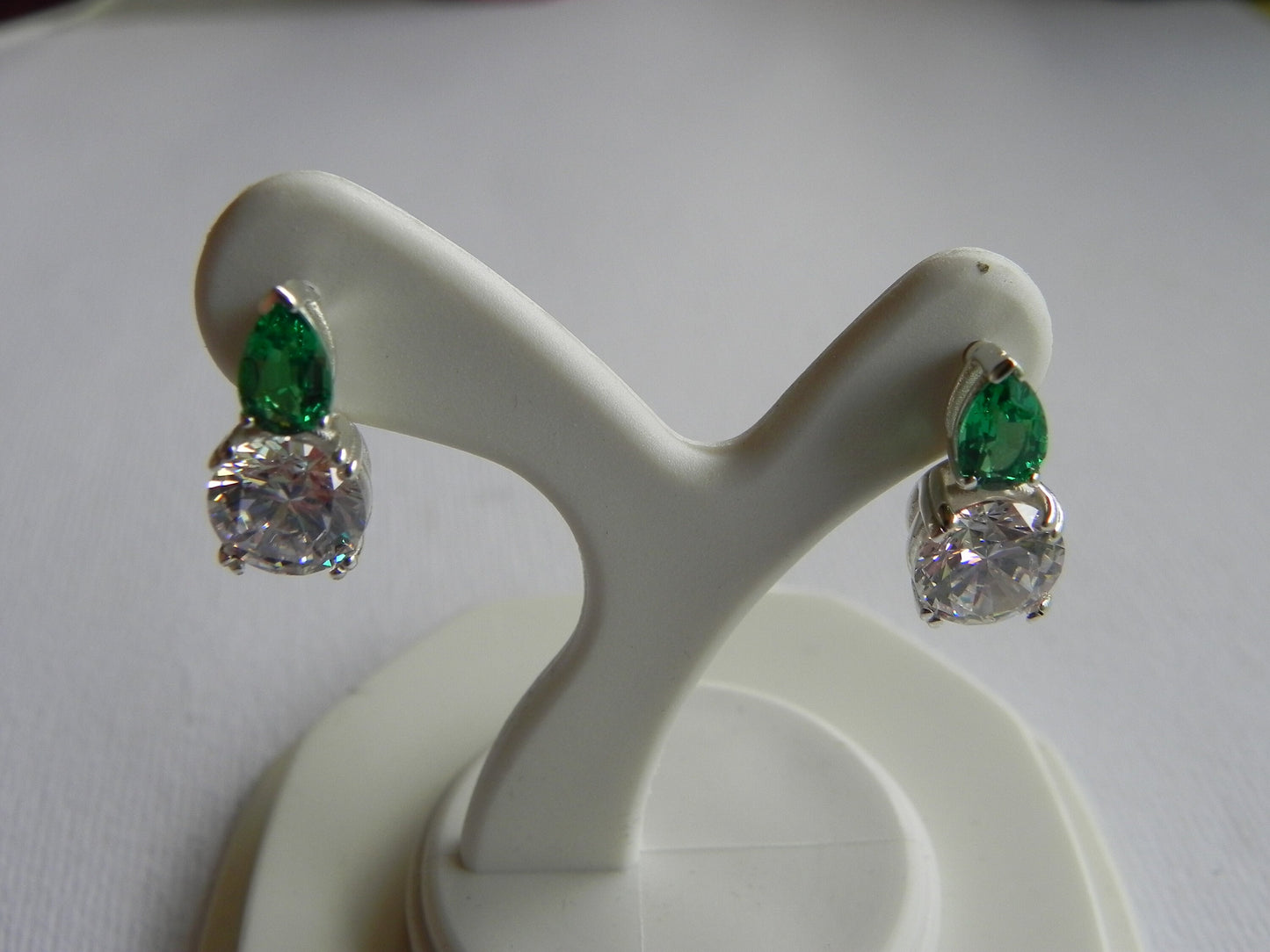 18kt gold earrings diamonds emeralds lab rubies fashion woman girl engagement bride anniversary birthday made in italy design