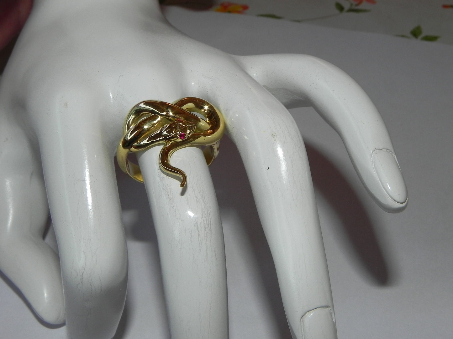 snake ring 18kt gold gift woman symbol ancient female strength engagement anniversary made in italy