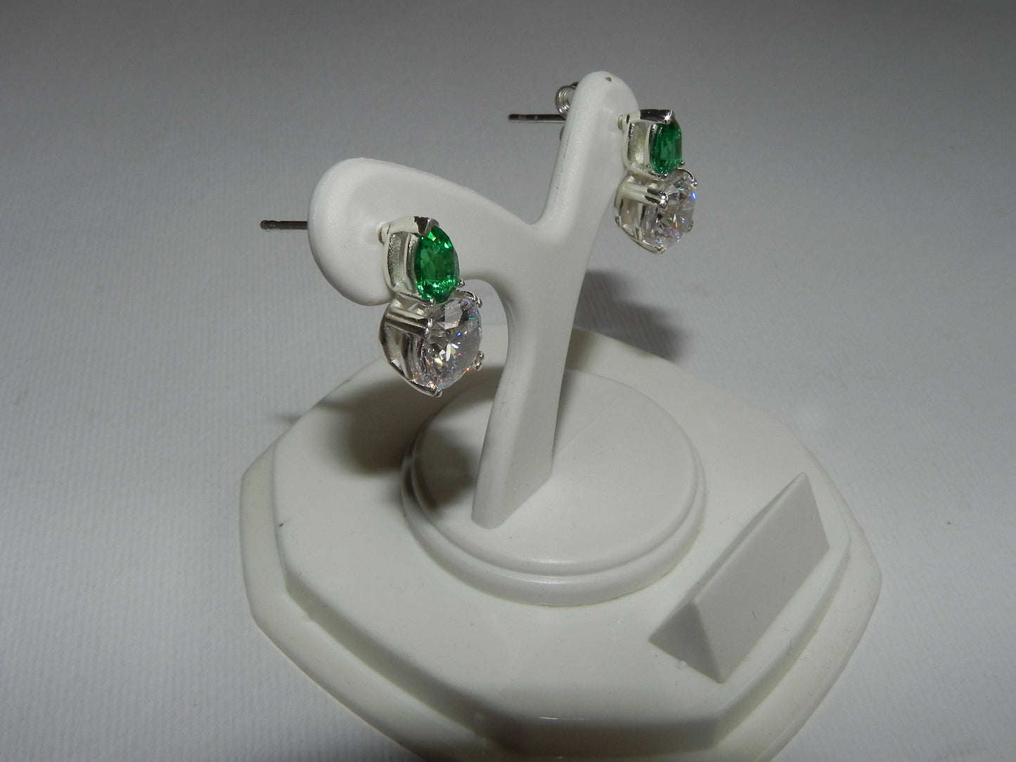 18kt gold earrings diamonds emeralds lab rubies fashion woman girl engagement bride anniversary birthday made in italy design