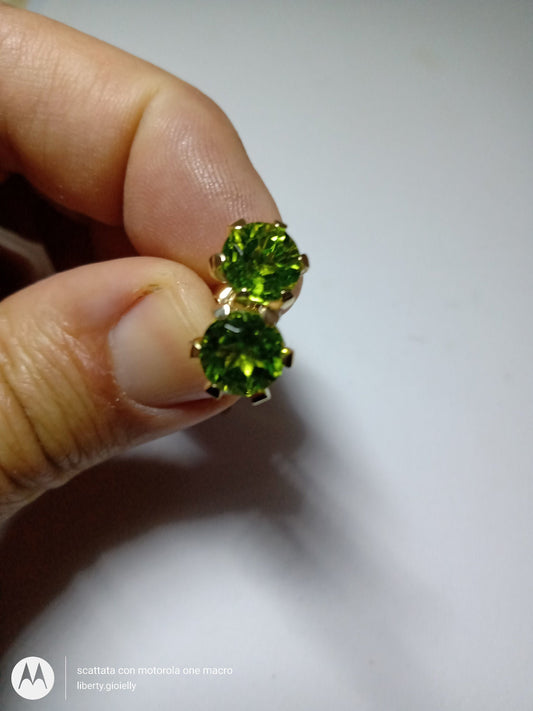 18kt yellow gold earrings natural peridots top color gift woman fashion fashion made in italy precious birthday engagement