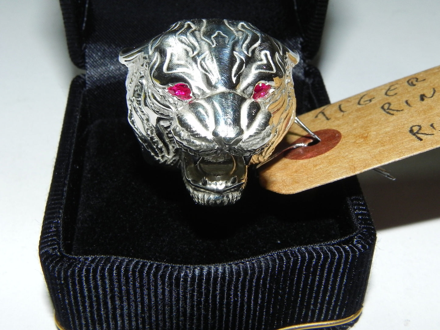 tiger ring 18kt yellow gold silver rubies emeralds gift for men unisex animal design birthday anniversary symbol strength