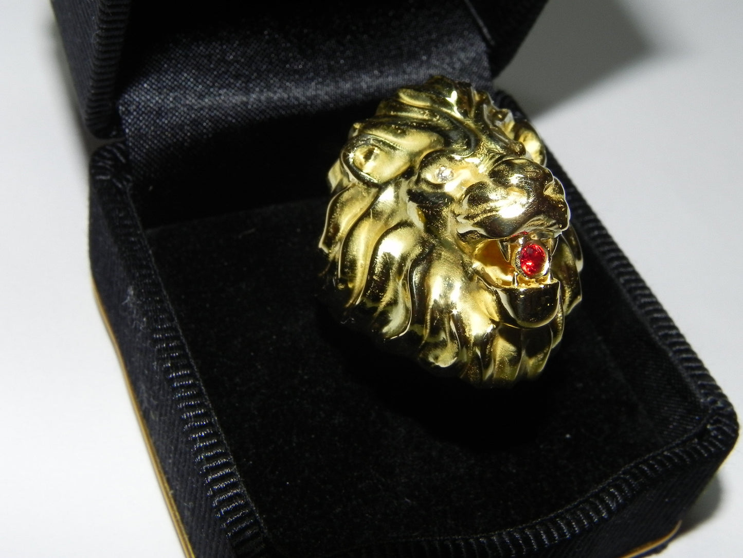 ring animalier lion 18kt yellow gold 14 kt man unisex gift made in italy handmade fashion fashion strong jewels man