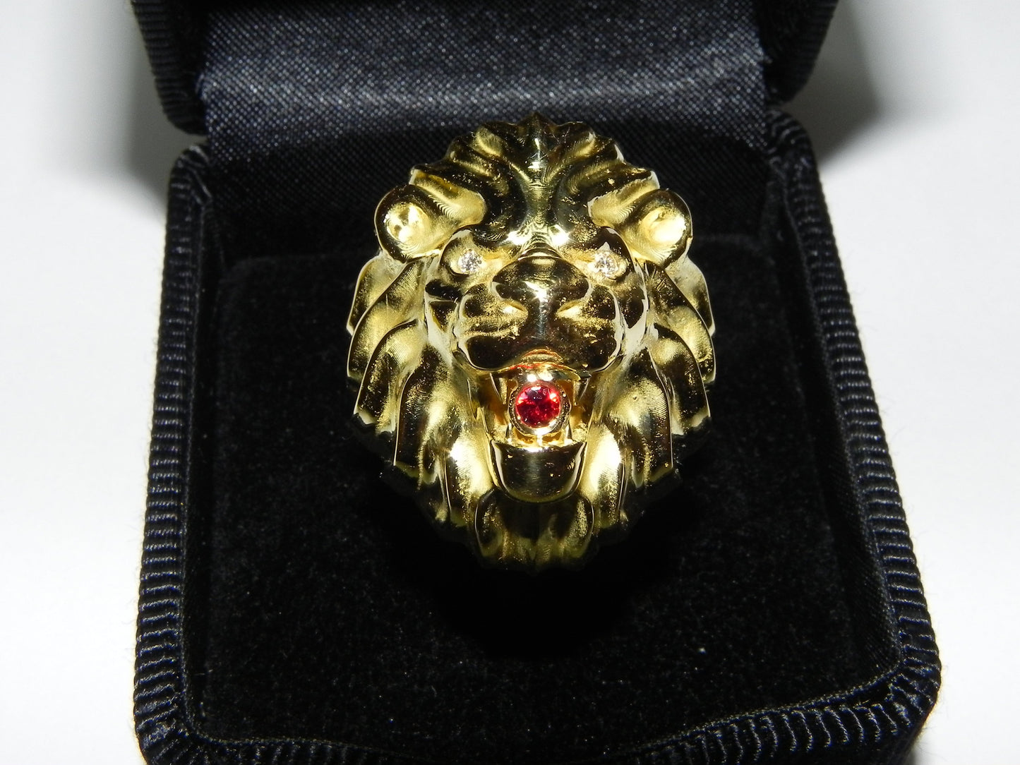 ring animalier lion 18kt yellow gold 14 kt man unisex gift made in italy handmade fashion fashion strong jewels man