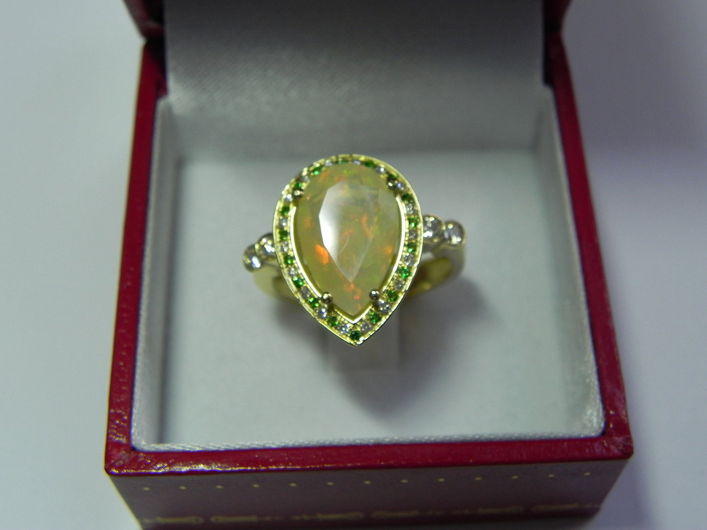 18kt yellow gold ring opal diamonds emeralds gift bride woman engagement made in italy anniversary girl precious birthday