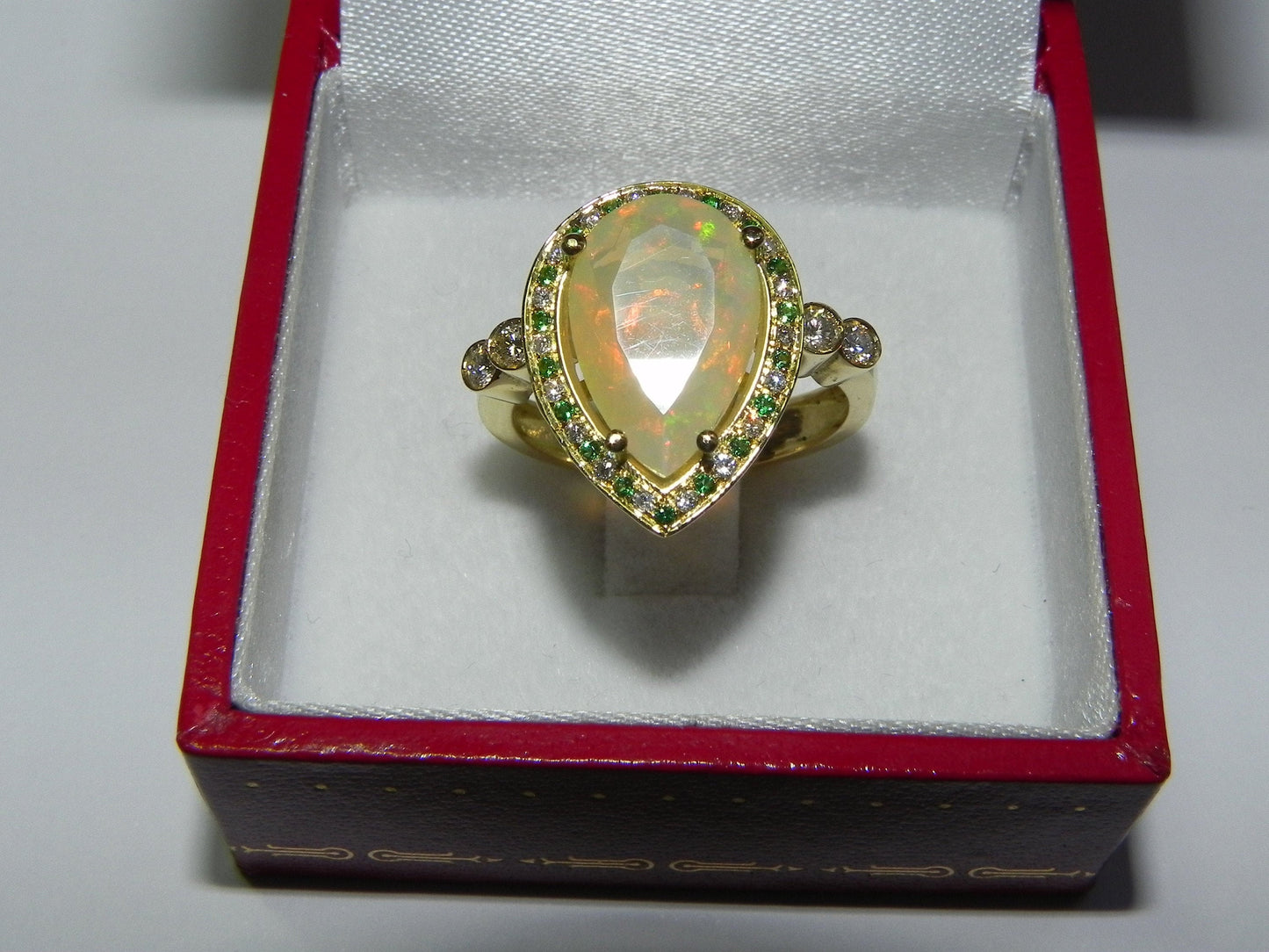 18kt yellow gold ring opal diamonds emeralds gift bride woman engagement made in italy anniversary girl precious birthday