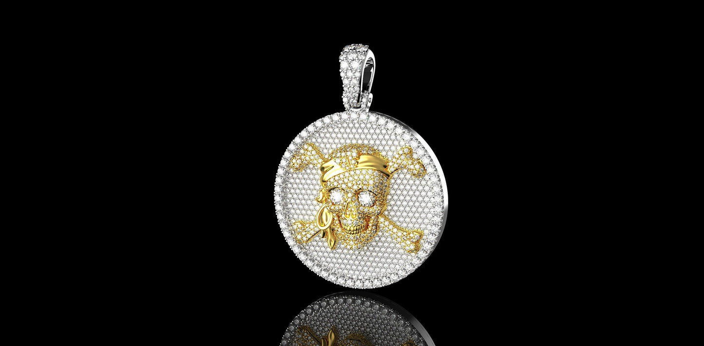 18kt gold pirate skull pendant with diamonds design unisex gift for men, made in Italy, details workmanship anniversary birthday handmade