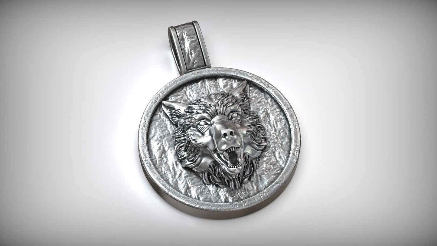 wolf bear pendant silver 18kt gold design animalier sculpture made in italy man unisex woman gift style precious hunting symbol